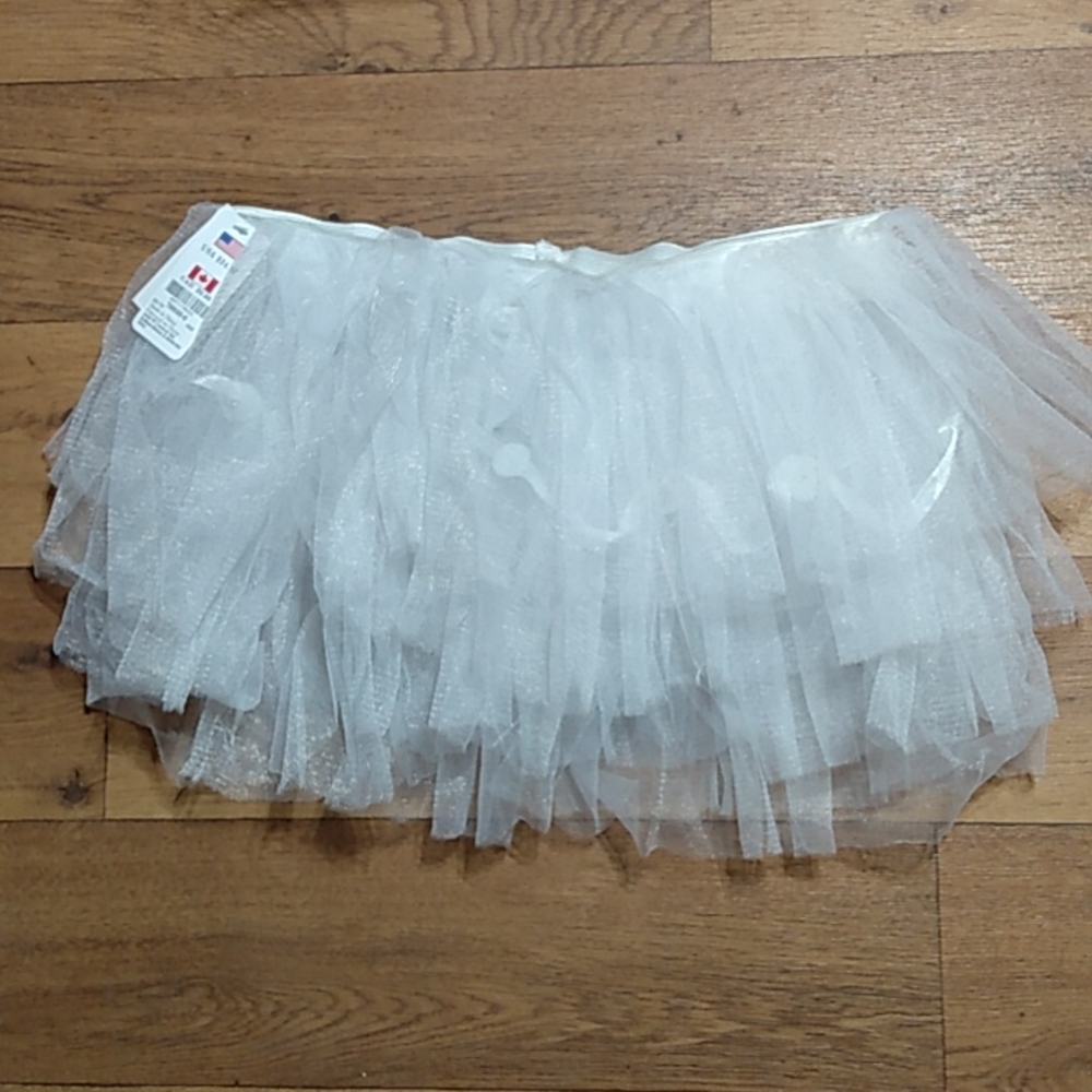 NWt "Claire's" light up white tutu skirt